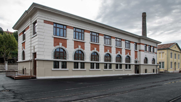 picture of Historical / Listed Buildings and Commercial Buildings 